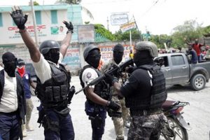 Policía de Haití continúa operativos en barrios vulnerables en el sur del país