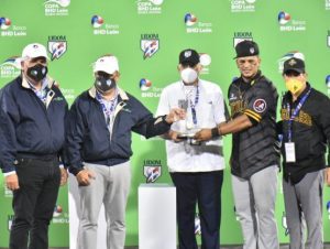 Juan Lagares recibió el premio de Jugador Más Valioso beisbol de RD