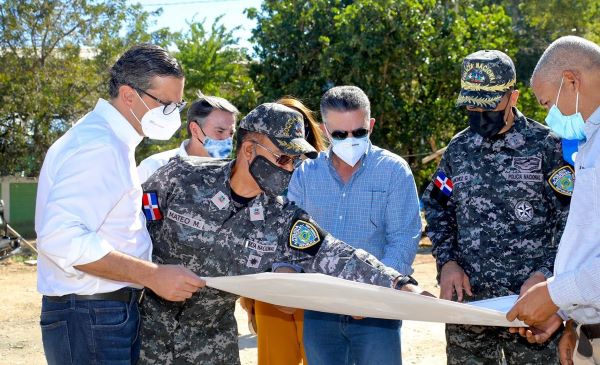 PN y empresarios construirán un mini complejo deportivo en barrio La Zurza imagen