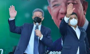 Leonel juramenta en Fuerza del Pueblo al exsenador Euclides Sánchez