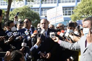 Abogados protestan frente a Suprema Corte en el Día del Poder Judicial