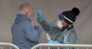 El coronavirus continúa su imparable avance mundial pese a restricciones