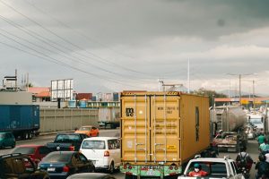 Empresarios de Haina se quejan por extensos tapones en peaje del km. 12