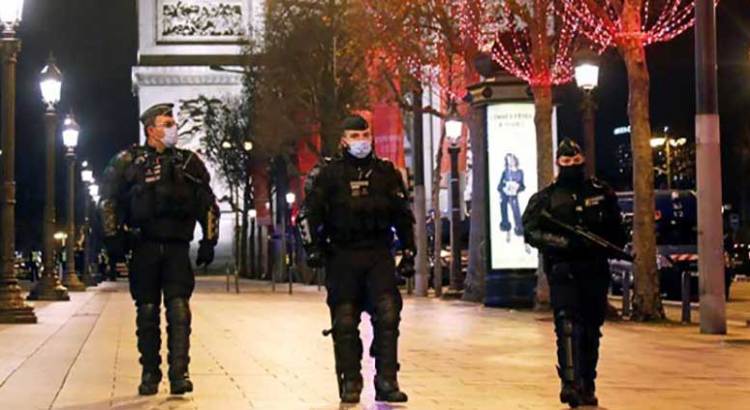 FRANCIA: Amplían el toque de queda;
calles de ciudades se quedan vacías imagen