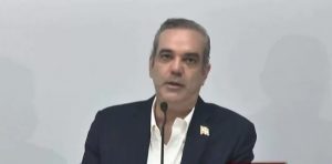 Abinader espera que próxima semana lleguen las vacunas contra COVID-19