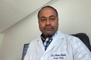 Médico sugiere usar fondos de multas para comprar pruebas PCR o vacunas Médico sugiere usar fondos de multas para comprar pruebas PCR o vacunas