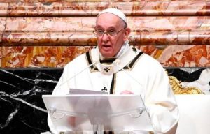 Papa impulsa escuela para políticos «nobles», a cargo de dos fundaciones