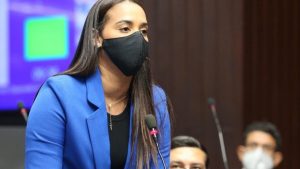 Diputada Betty Gerónimo y sus dos hijos se encuentran hospitalizados Diputada Betty Gerónimo y sus dos hijos se encuentran hospitalizados