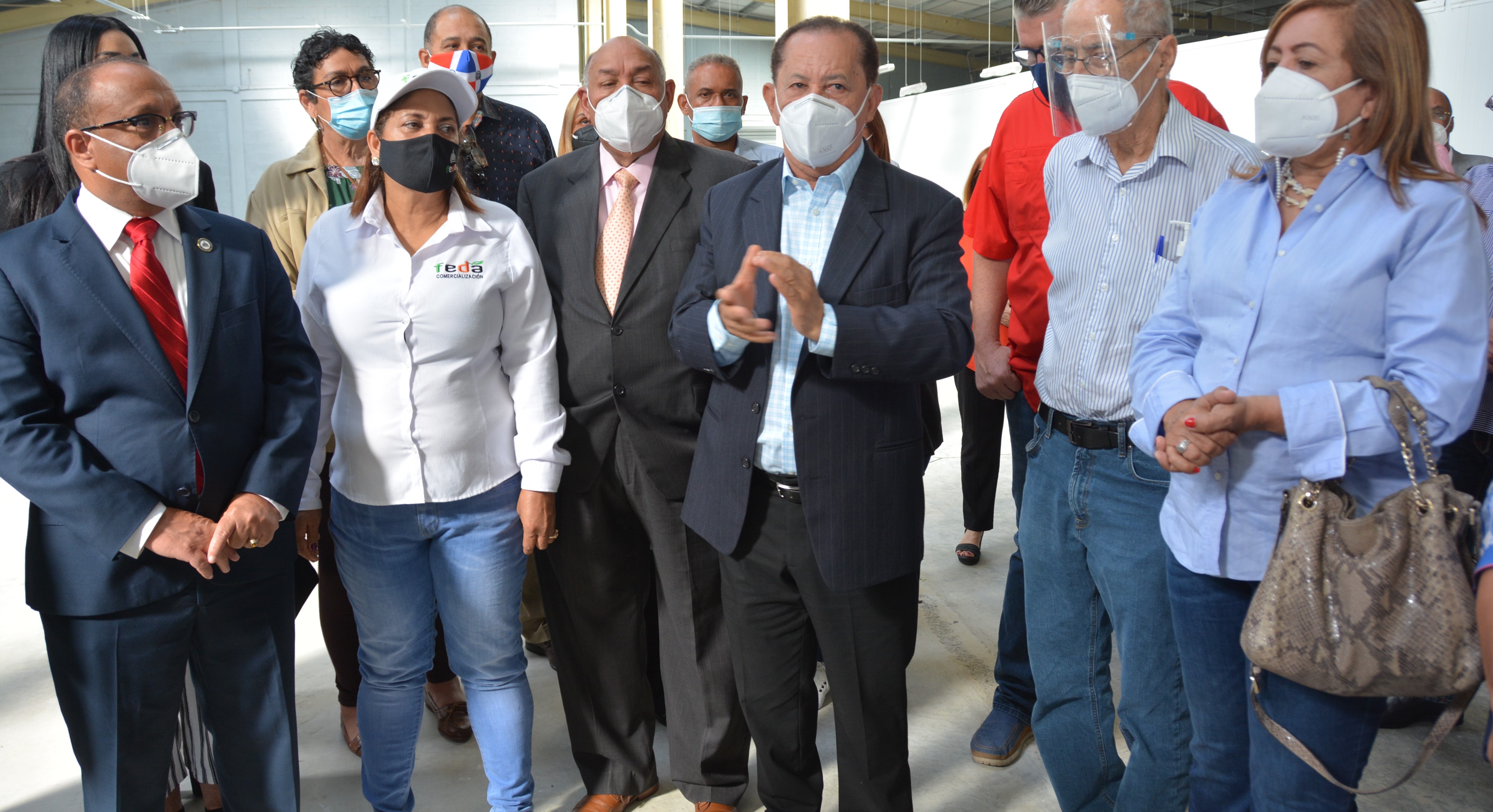 Director FEDA recorrió centro de acopio del Merca Santo Domingo imagen