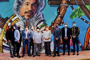 Cultura honra con mural a Johnny Pacheco