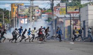 HAITI: Bandas armadas saquearon la comisaría Gran Ravin, Puerto Príncipe