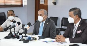 Gobierno busca mejorar economía de Rep. Dominicana sin descuidar salud