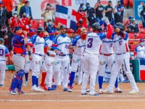 Luis Abinader felicita a las Aguilas por haber ganado invicto Serie del Caribe