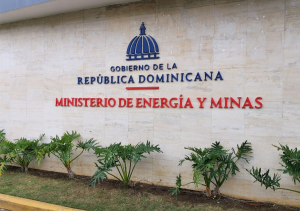 Ministerio Energía y Minas desmiente haya contratado firmas de ingenieros