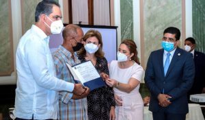 El Gobierno  dominicano auxiliará a familias de víctimas del coronavirus