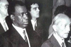 El Presidente Abinader promete hacer el gobierno que soñó Peña Gómez