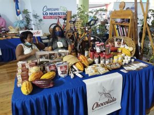 Abren Expo Consume lo Nuestro en la Feria Ganadera de Santo Domingo