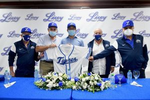 Tigres del Licey designan Carlos José Lugo como su nuevo gerente general