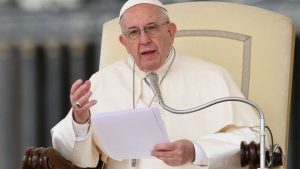 Papa pide poner fin a devolución de migrantes a países no seguros