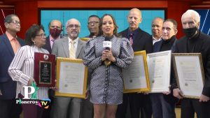 Reconocen comunicadores dominicanos pioneros en la televisión por cable