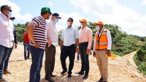 Ministro dice intervención vertederos garantizará la salud de la población