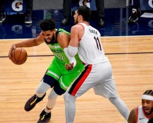 Towns anota 34 y Horford 16 en derrotas de sus equipos en la NBA