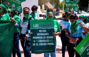 Movimiento Tres Causales reprocha referendum que anunció Abinader