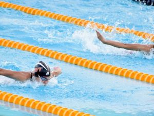 Caen tres récords nacionales en el inicio Campeonato de Natación 2021