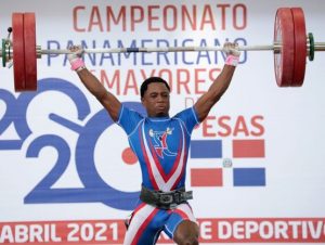 Yeison Michel muestra credenciales; Luis García gana plata en pesas