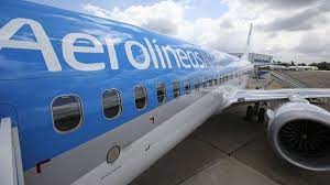 Aerolíneas Argentinas suspende vuelos a Punta Cana por la covid-19