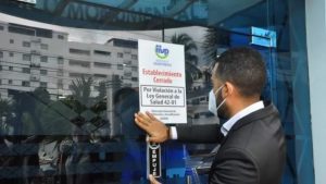 Salud Pública cierra el Centro Médico Monumental tras denuncias muertes