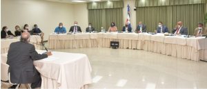 Senado entrevista a 10 de los 15 aspirantes a la Cámara de Cuentas