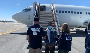 NUEVA YORK: Deportan de nuevo a dominicano ingresó varias veces a EU