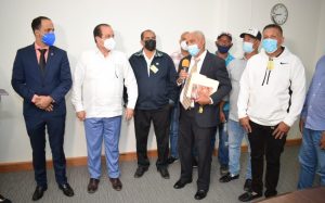 Anuncian reapertura galleras el fin de semana siguiendo protocolo especial