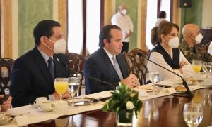 Gobierno declara bebidas adulteradas como un tema de seguridad nacional