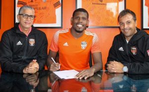 Cibao FC anuncia fichaje del medio centro español Samuel Pérez