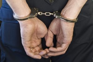 ESPAÑA: Arrestan dominicano 20 años acusado de apuñalar a peruano de 25