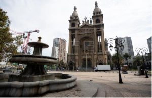 CHILE: Ni la cuarentena masiva ni la vacunación logran parar los contagios