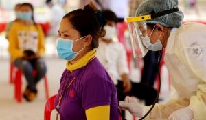 Los casos de covid-19 superan los 134,7 millones en todo el mundo