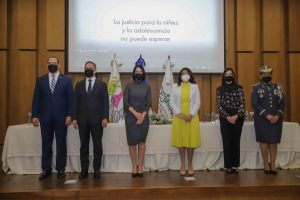 Cumbre plantea soluciones situación bordea niños, niñas y adolescentes