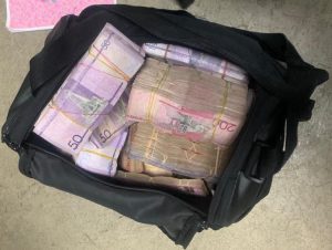 SANTIAGO: La PN recupera RD$3.9 millones robados de camión valores