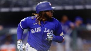 Vladimir Guerrero Jr.: Rey de batazos de alta velocidad en inicio de las GL