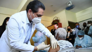 R.Dominicana ha puesto 1.98 millones de dosis de la vacuna contra la covid R.Dominicana ha puesto 1.98 millones de dosis de la vacuna contra la covid