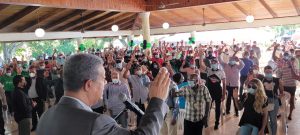 Leonel Fernández juramenta en la FP 
 307 direcciones de base Monte Plata