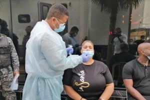 Salud Pública inició pruebas COVID  aleatorias en centros diversión SDE