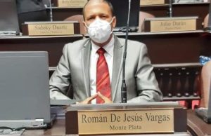 Un diputado dice en plena sesión que tiene covid-19; provoca gran revuelo Un diputado dice en plena sesión que tiene covid-19; provoca gran revuelo