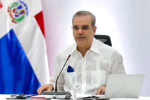 Presidente dominicano advierte de peligrosas crisis a causa de pandemia Presidente dominicano advierte de peligrosas crisis a causa de pandemia