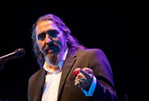 Diego El Cigala lleva el flamenco al Teatro Nacional en arranque de su gira