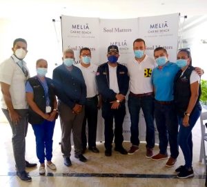 Meliá Hotels comienza a vacunar a sus 2.200 trabajadores en Punta Cana Meliá Hotels comienza a vacunar a sus 2.200 trabajadores en Punta Cana