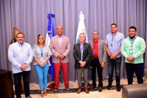 Moisés Alou y Junior Noboa respaldan construcción estadio beisbol en SDE